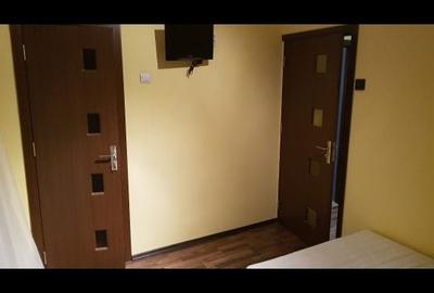 Apartament cu 3 camere decomandat în Decebal - 2