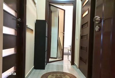 Apartament cu 3 camere decomandat în Grivița