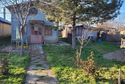 Casă cu Teren 1300 Mp în Brădeanu - 1