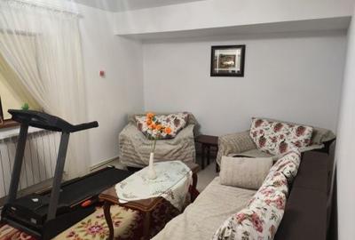 Casă cu 2 camere în Central