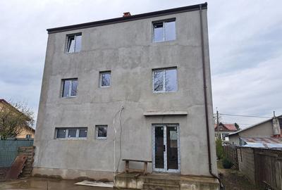 Casă individuală cu 5 camere cu Canalizare în Afumați - 2