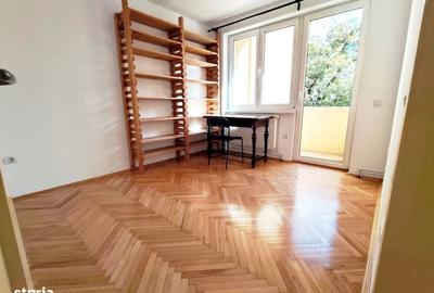 Apartament cu 4 camere în Central - 8