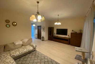 Casă cu 4 camere cu Teren 300 Mp în Central
