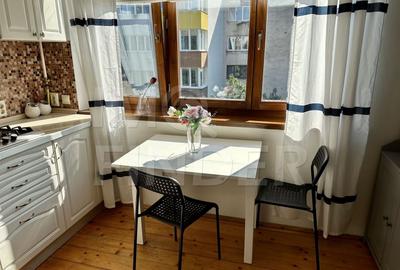 Apartament cu 3 camere semidecomandat, mobilat în Plopilor - 14