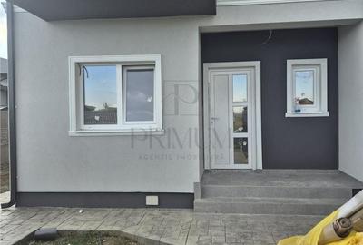 Casă cu 4 camere în Moșnița Nouă