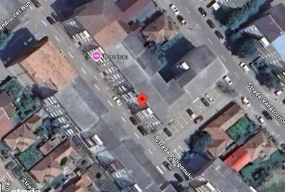 Apartament cu 4 camere în Cetate