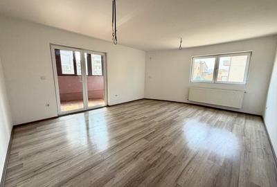 Apartament cu 3 camere decomandat în Sebeș - 1