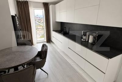 Apartament cu 3 camere decomandat, mobilat în Nord