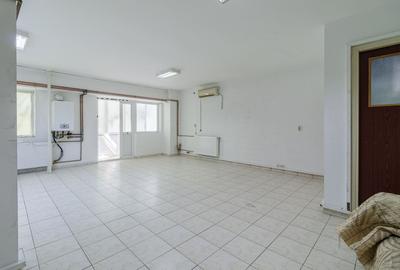 Spațiu comercial, de 38.180000305176 mp, în Crângași