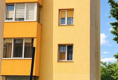 Apartament cu 3 camere semidecomandat în Exterior Est - 2