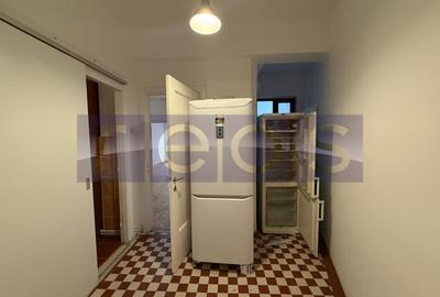 Apartament cu 5 camere semidecomandat, mobilat în Amzei - 14