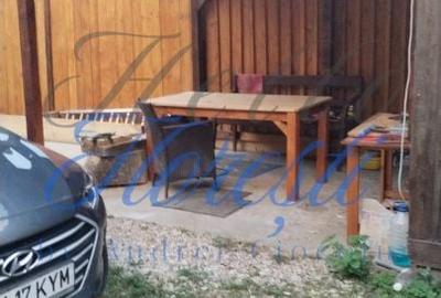 Casă cu 3 camere semidecomandat cu Teren 418 Mp în Florești - 1