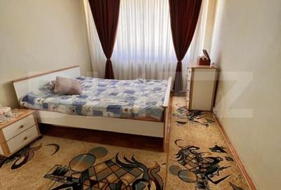 Apartament cu 2 camere semidecomandat, mobilat în Micro 4