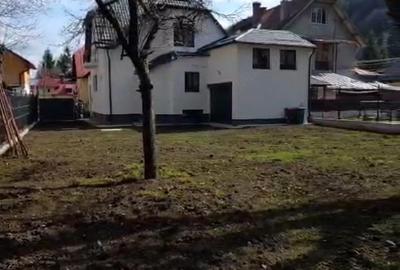 Casă cu 6 camere cu Teren 534 Mp în Central - 6