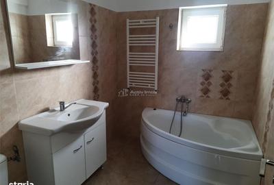Casă cu 4 camere în Ostratu - 3
