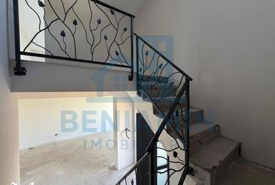 Casă cu 4 camere cu Teren 390 Mp în Bariera Vâlcii