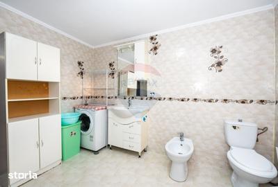 Casă cu 5 camere cu Teren 1600 Mp în Țițești - 9