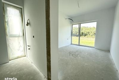Casă cu 4 camere cu Teren 238 Mp în Ghiroda