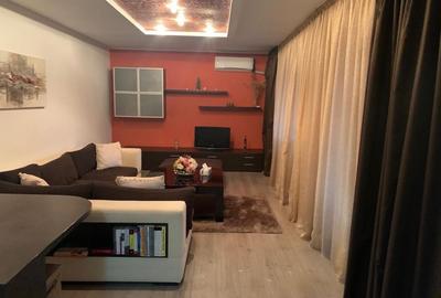 Apartament cu 3 camere decomandat în Babadag - 3