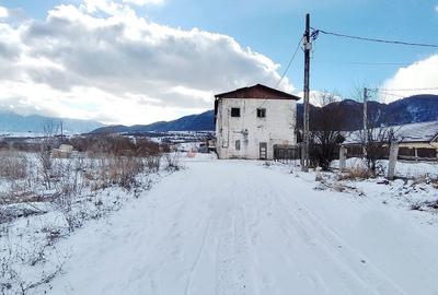 Teren Construcții intravilan de 2000 mp, în Central - 5
