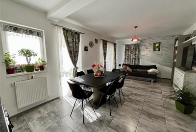Apartament cu 5 camere decomandat în Arhitecților - Calea Cisnădiei