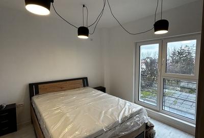 Apartament cu 2 camere decomandat, mobilat în Intim