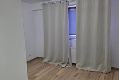 Apartament cu 3 camere decomandat în Casa de Cultură - 4