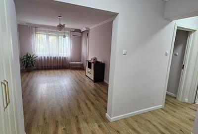 Apartament cu 2 camere decomandat în Micălaca - 2