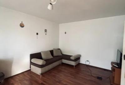 Apartament cu 2 camere decomandat în Lacul Tei