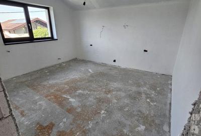 Casă cu 5 camere cu Teren 500 Mp în Central - 7