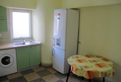 Apartament cu 2 camere decomandat în Răcădău - 2