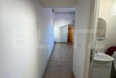 Spațiu comercial, de 40 mp, în Central