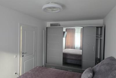 Apartament cu 3 camere semidecomandat în Gării