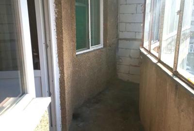 Apartament cu 2 camere decomandat în Rogerius - 3