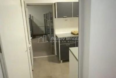 Casă cu 3 camere cu Teren 300 Mp în Central - 2