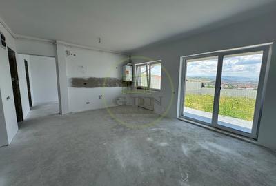 Apartament cu 3 camere decomandat în Apahida