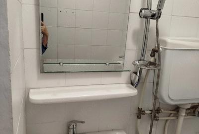 Garsonieră decomandată în Complex Studențesc