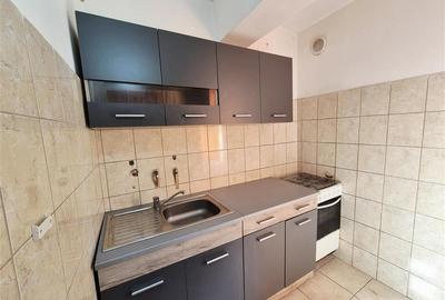 Garsonieră decomandată în Nicolina - 3