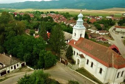 Casă cu 3 camere în Crizbav