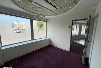 Spațiu comercial, de 96 mp, în Central - 12