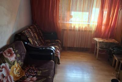 Garsonieră decomandată în Micro 40