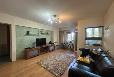 Apartament cu 3 camere în Calea Călărașilor