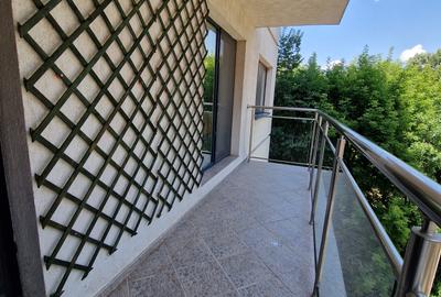 Apartament cu 3 camere decomandat în Grozăvești