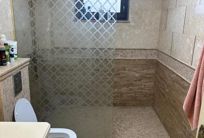 Casă individuală cu 9 camere cu Piscina în Brănești - 40