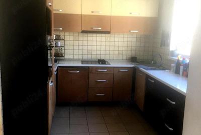 Casă cu Teren 3000 Mp în Central - 4