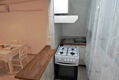 Apartament cu 2 camere decomandat în Buziașului