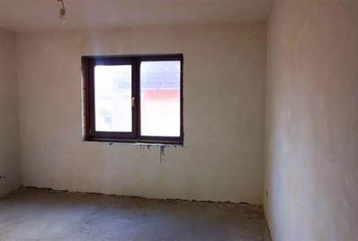 Casă individuală cu 6 camere cu Canalizare în Sud - 11