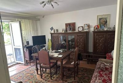 Apartament cu 4 camere în Calea București