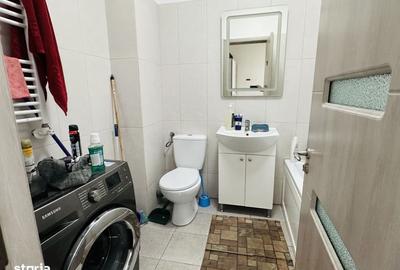 Garsonieră în Roșu
