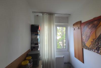 Apartament cu 3 camere semidecomandat în Brătianu - 4